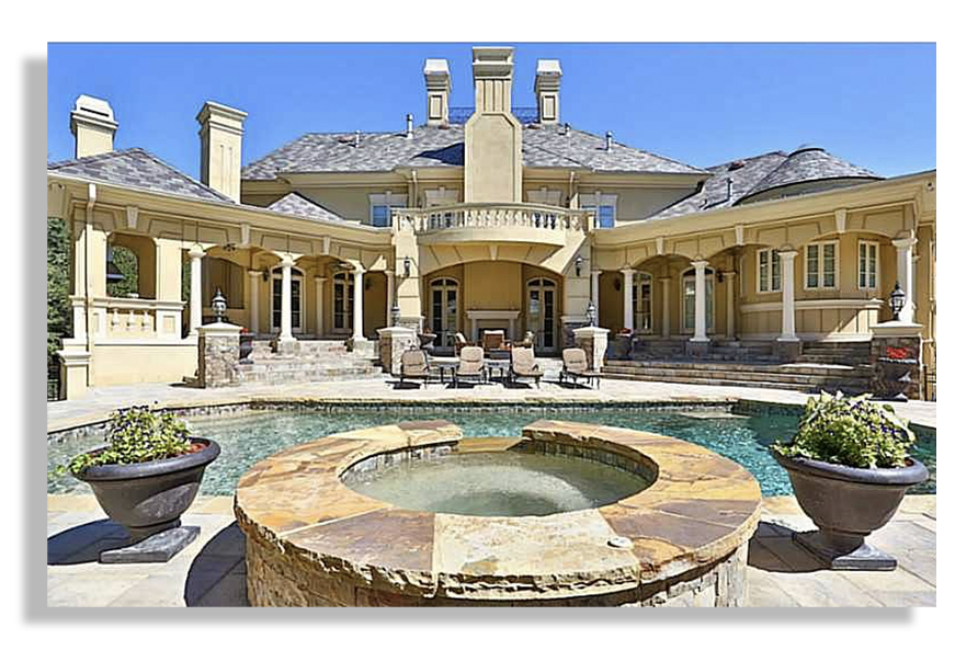 mansion's pool